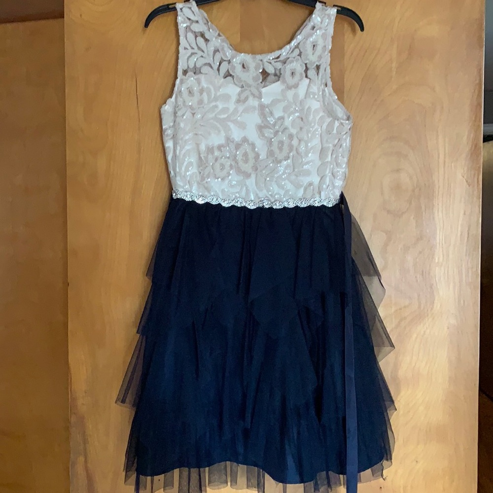 Navy and cream dress.